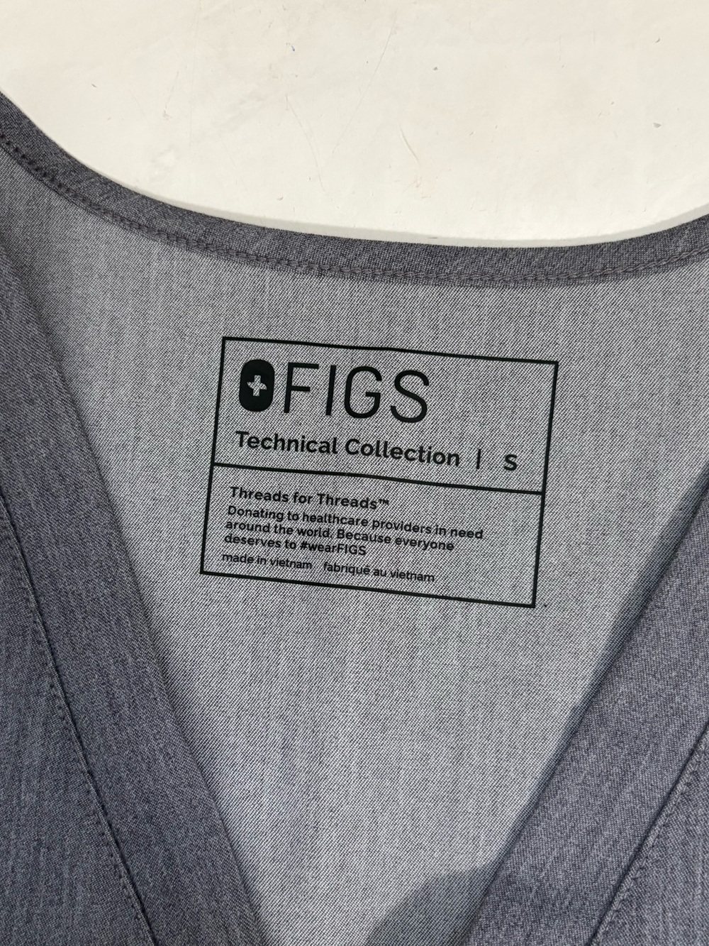 FIGS Size Small Gray Scrub Set Top Pants Neutral Nurse Doctor - Picture 4 of 10